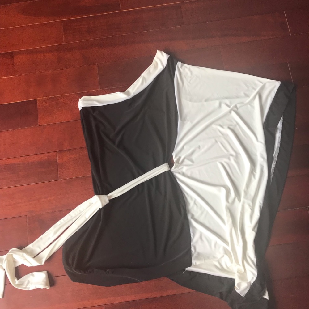 One shoulder drape top